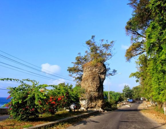 Watu Dodol: Lokasi, Cerita Mistis, dan Daya Tarik