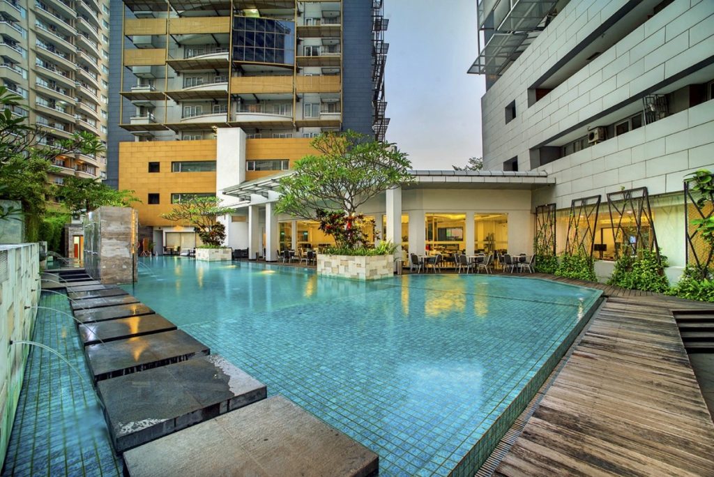 el royale hotel banyuwangi