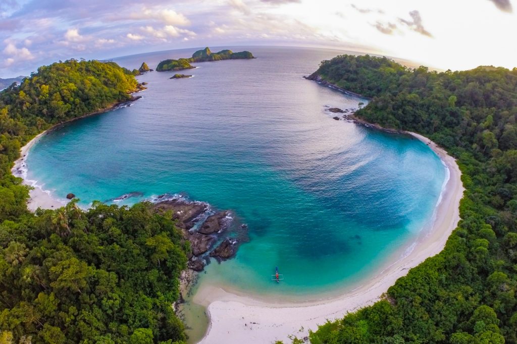 pantai wedi ireng banyuwangi