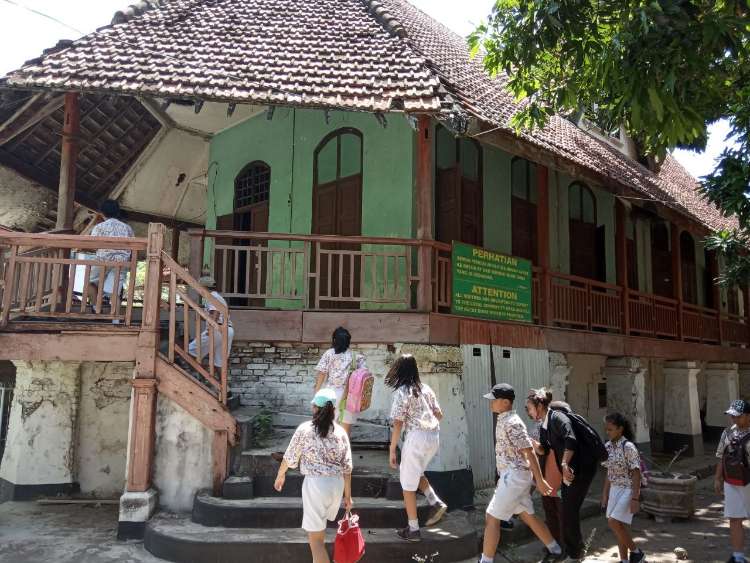 awal-pembangunan-yang-masih-menjadi-misteri Inggrisan Banyuwangi