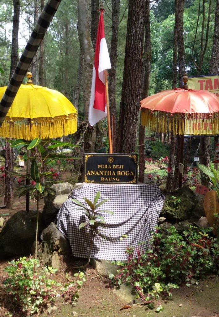 wisata-keagamaan-penuh-toleransi