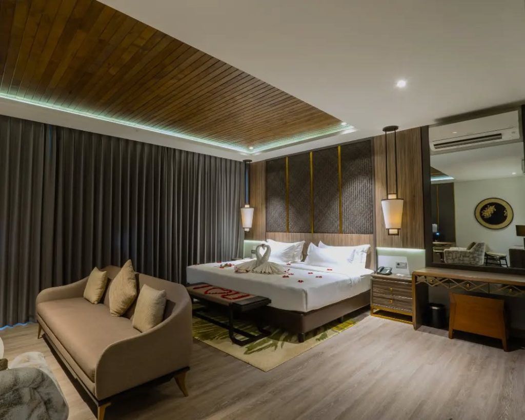 ketapang indah hotel