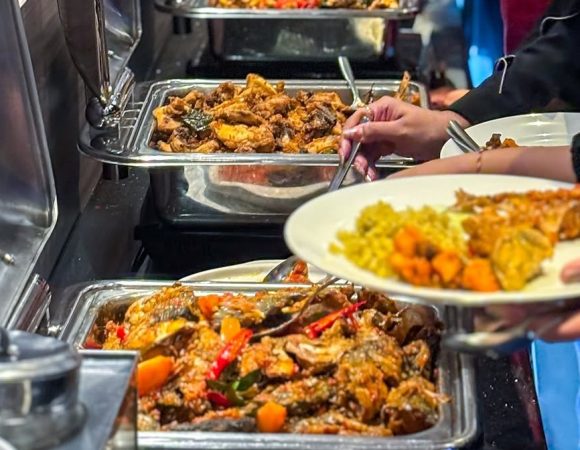 5 Tempat Bukber di Hotel Banyuwangi All You Can Eat, Catat!